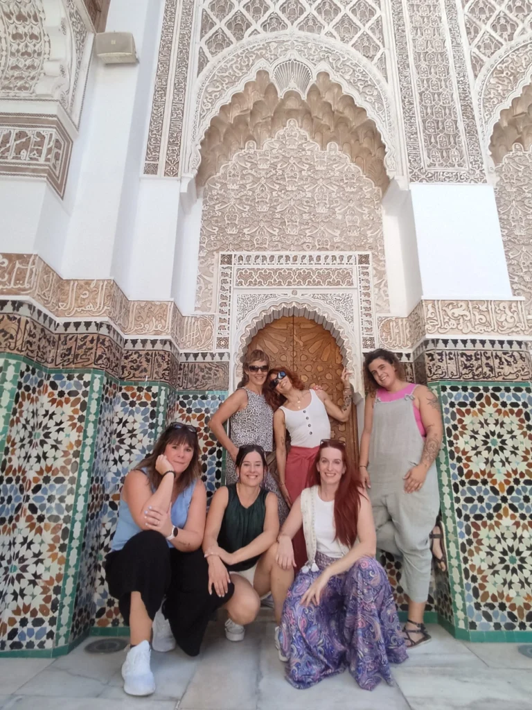 ¿Puede una mujer usar pantalones cortos en Marrakech?